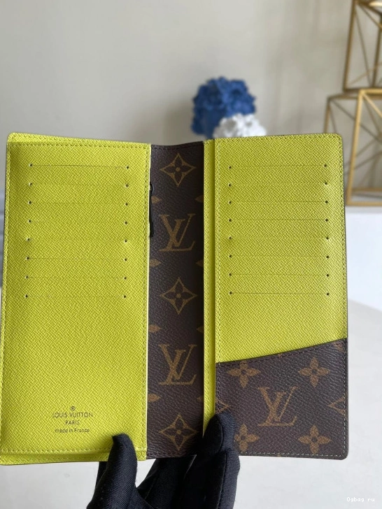 BRAZZA WALLET LOUIS VUITTON 0810